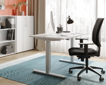 Schreibtisch XMST19 Steh-/Sitzarbeitsplatz T-Fuß (BxT) 180x80cm Elektroantrieb 1-stufig Arbeitshöhe 72-119cm Asteiche