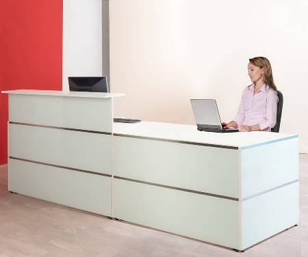 Kerkmann Empfangstheke Atlantis 1 (BxT) 2750x920mm - 1x 3456, 1x 3394, 2x 3399 Weiß/Glas