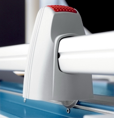Dahle 446 Roll & Schnitt Schneidemaschine A1 Schnittlänge 920mm im BUNDLE inklusive Untertisch 796