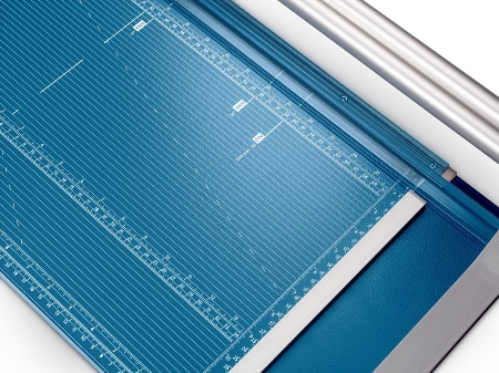 Dahle 554 Roll & Schnitt Schneidemaschine A2 Schnittlänge 720 mm autom. Pressung