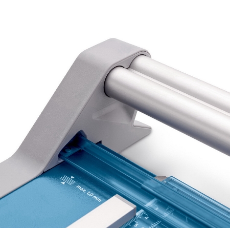 Dahle 556 Roll & Schnitt Schneidemaschine A1 Schnittlänge 960 mm autom. Pressung